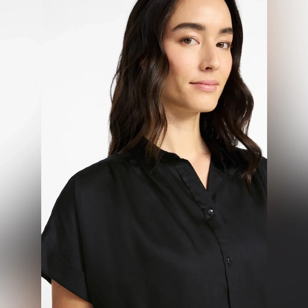 NWT Time and Tru Black Short-Sleeve Button-Down Top - Picture 3 of 8